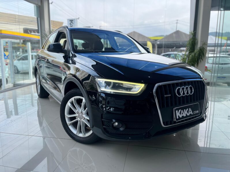 
								Q3 QUATTRO 2.0 TFSI S-TRONIC full									