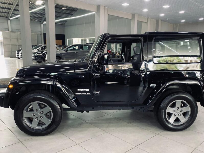 
								WRANGLER 3.8L full									