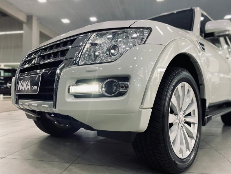 
								PAJERO FULL HPE 4X4-AT 3.8 V-6 2P full									