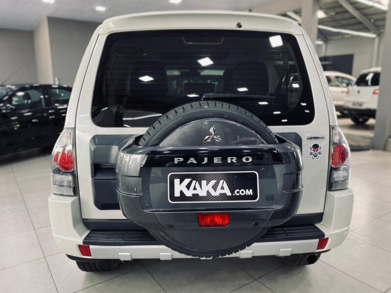 
								PAJERO FULL HPE 4X4-AT 3.8 V-6 2P full									