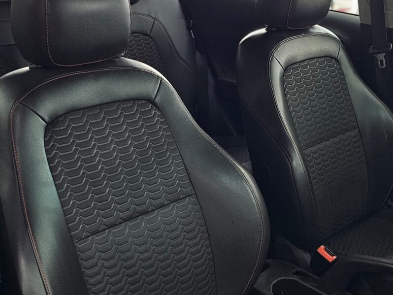 
								ONIX 1.4 MPFI LTZ 8V FLEX 4P MEC full									