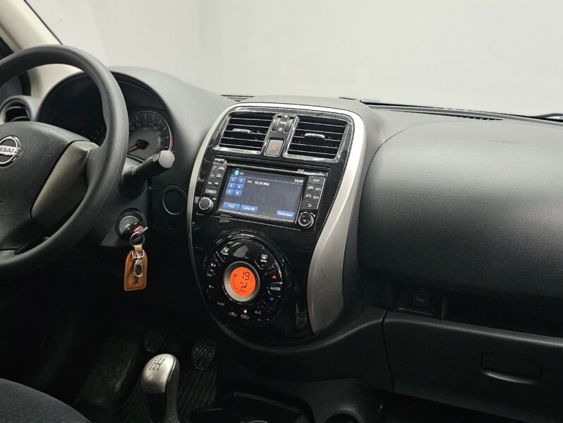 
								MARCH 1.6 SL 16V FLEX 4P MANUAL full									