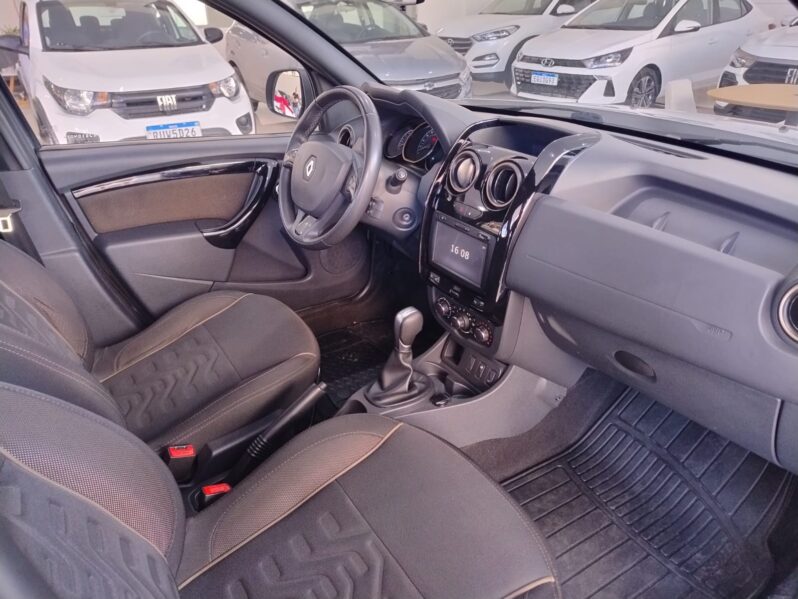 
								DUSTER 1.6 DYNAMIQUE 4X2 16V FLEX 4P AUT full									