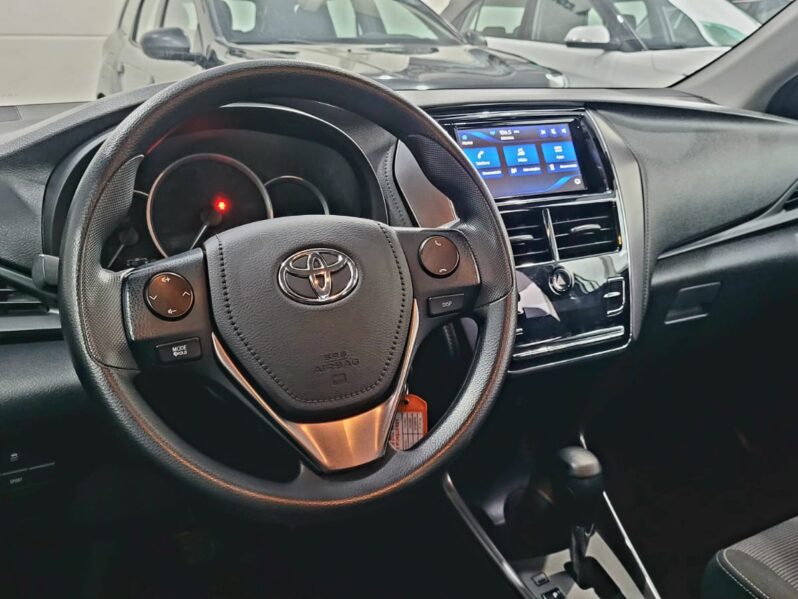 
								YARIS SA XL15LIVE full									