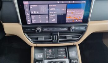 
									MACAN 2.0 TURBO full								