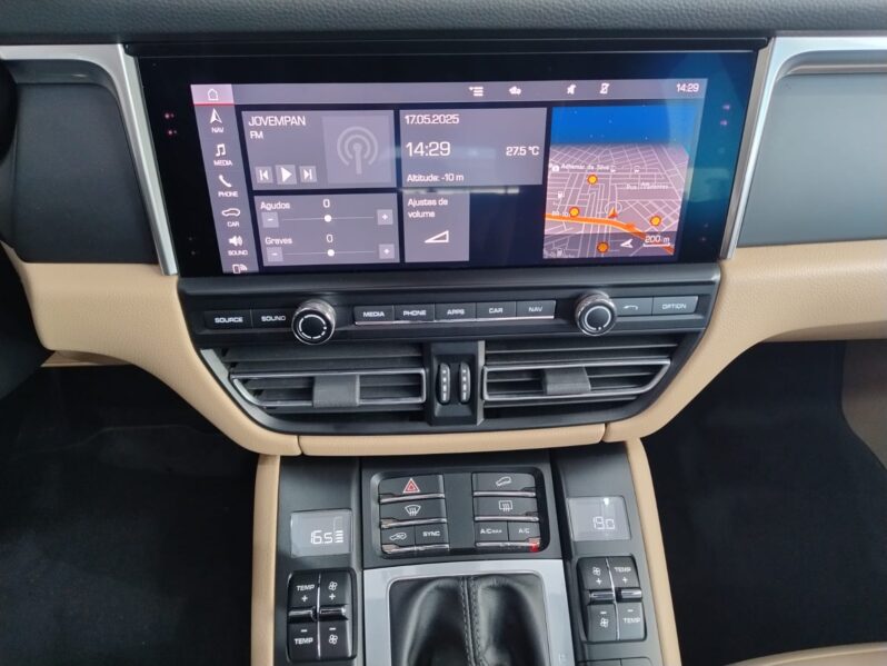 
								MACAN 2.0 TURBO full									