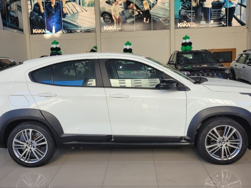 
								FASTBACK 1.0 200 TURBO FLEX AUT full									