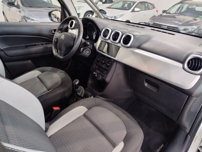
								AIRCROSS 1.5 LIVE 8V FLEX 4P MANUAL full									