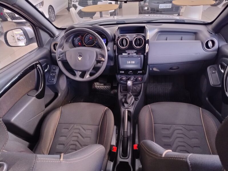 
								DUSTER 1.6 DYNAMIQUE 4X2 16V FLEX 4P AUT full									